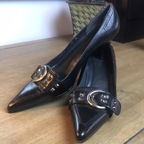 STUART WEITZMAN KITTEN PUMPS - Picture 9 of 9